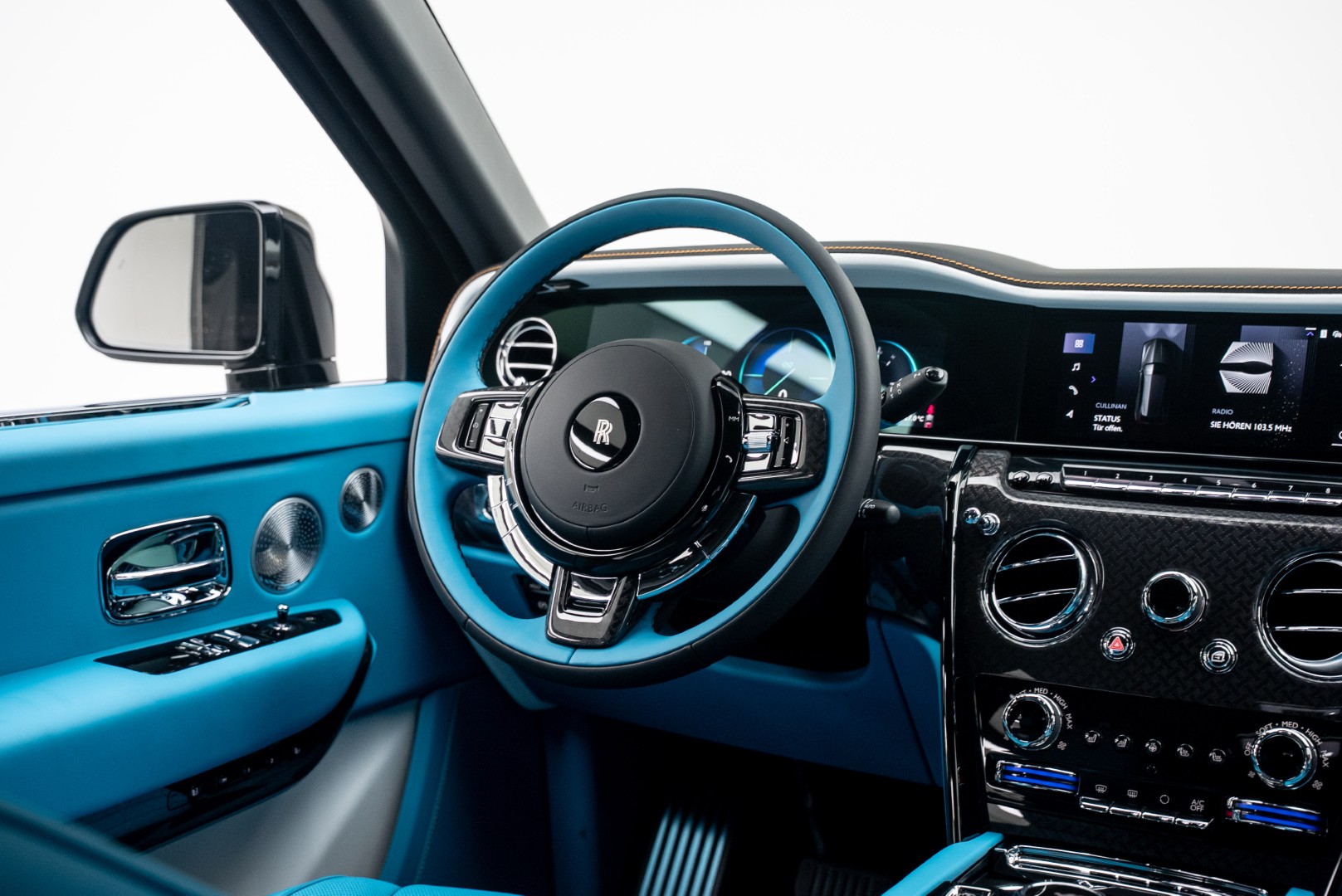 2025 ROLLS ROYCE CULLINAN |BLACK BADGE | BESPOKE AUDIO SYSTEM | FULL OPTION